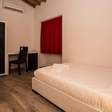 קלנצאנו Hotel Villa Bartolini מראה חיצוני תמונה